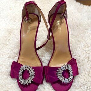 Express hot pink satin heels size 9.5